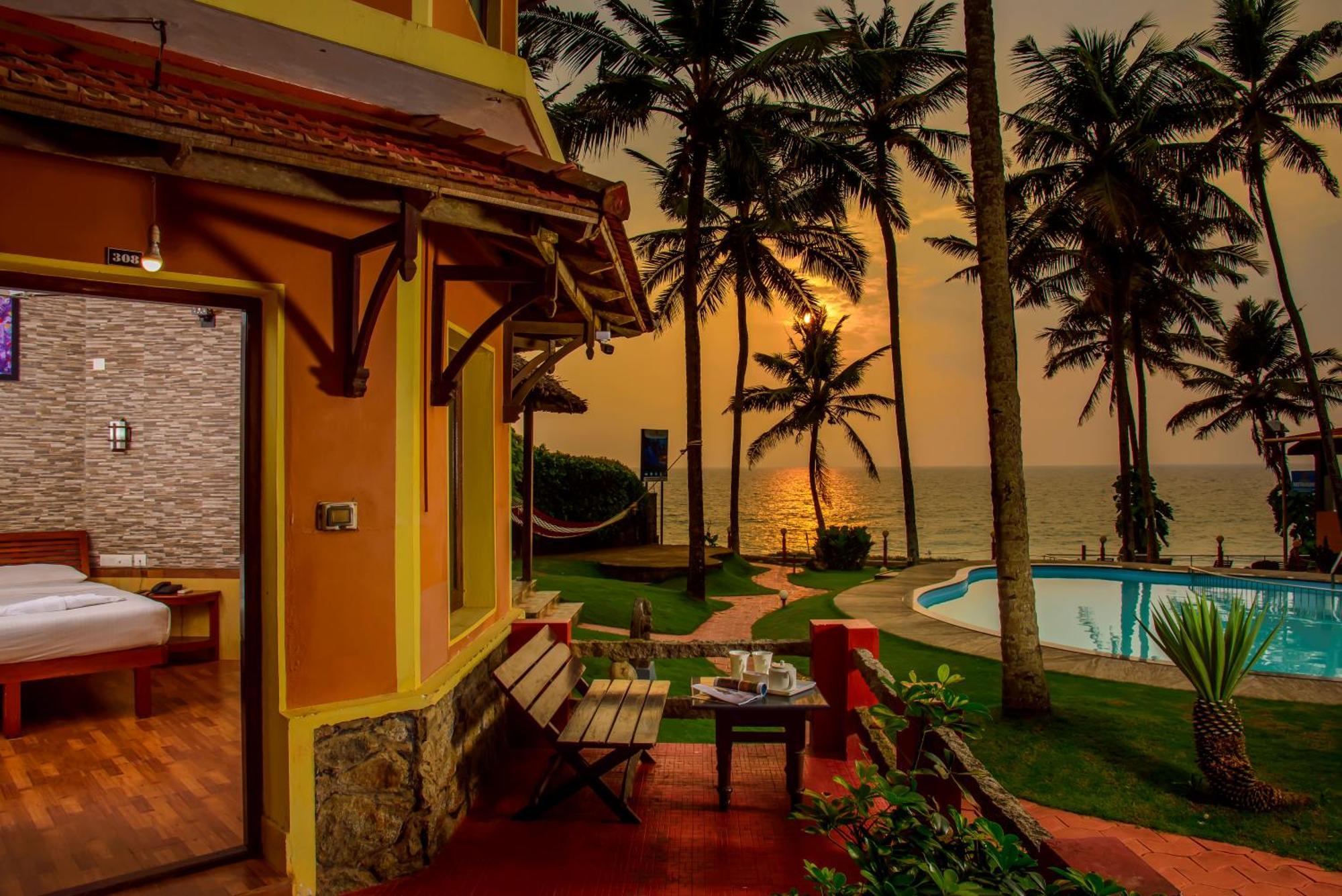 Krishnatheeram Ayur Holy Beach Resorts Varkala Dış mekan fotoğraf